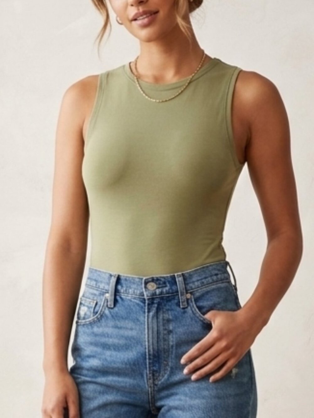 Abercrombie‎ & Fitch softAF Sage Green Sleeveless High Neck Tank Bodysuit Sz M